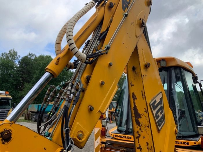 2000 JCB 4CX - Image 18
