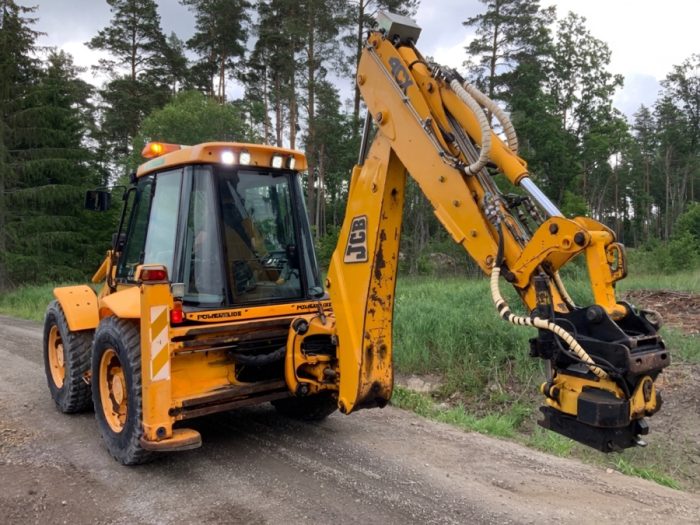 2000 JCB 4CX - Image 2