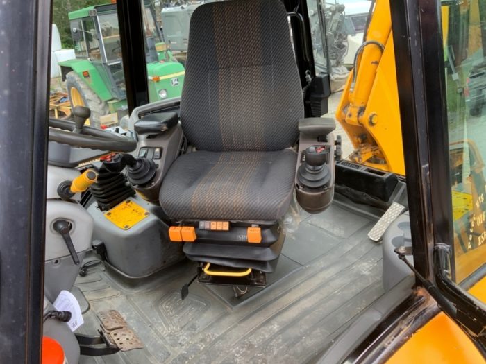 2000 JCB 4CX - Image 29