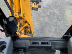 2000 JCB 4CX - Image 40