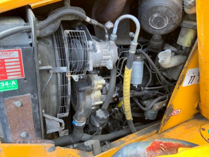 2000 JCB 4CX - Image 42