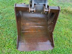 2004 Hitachi ZX210 - Image 10