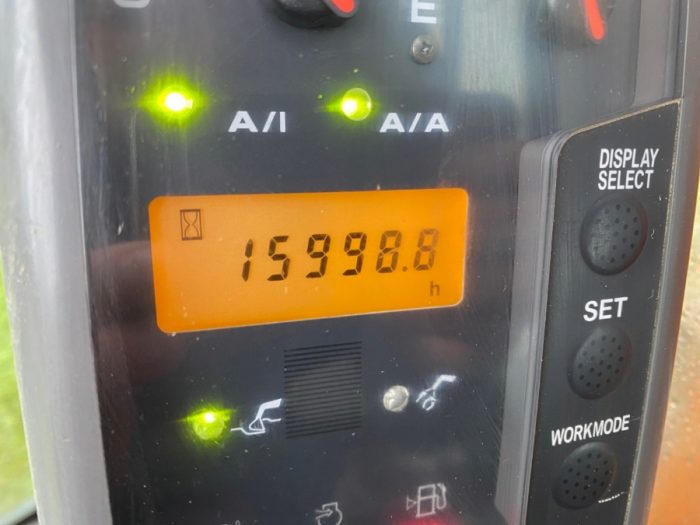 2004 Hitachi ZX210 - Image 102