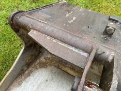 2004 Hitachi ZX210 - Image 119