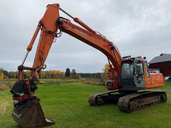 2004 Hitachi ZX210 - Image 13