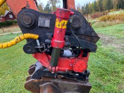 2004 Hitachi ZX210 - Image 18