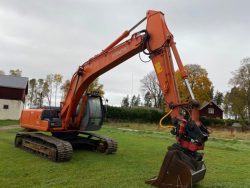 2004 Hitachi ZX210 - Image 2