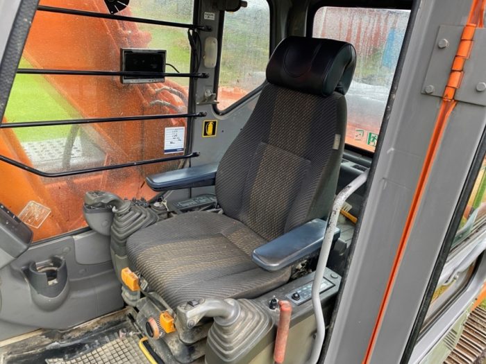 2004 Hitachi ZX210 - Image 91