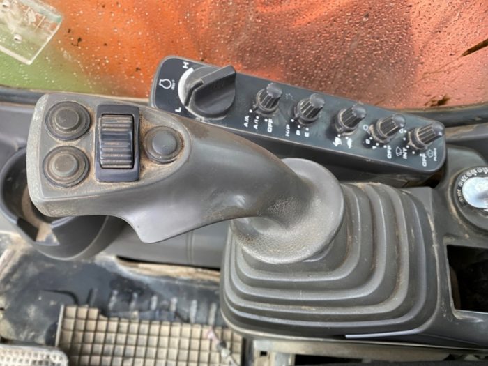 2004 Hitachi ZX210 - Image 97