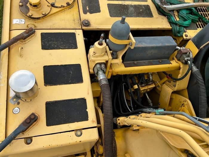 2005 Komatsu PC210 LC7 - Image 25