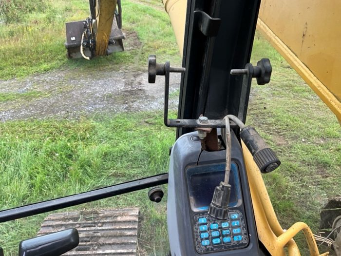 2005 Komatsu PC210 LC7 - Image 95