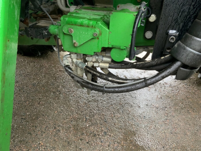 2007 John Deere 7530 - Image 17