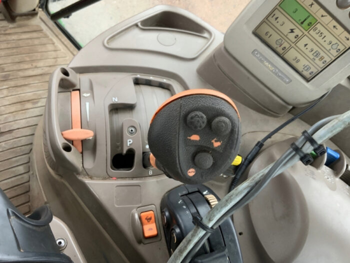 2007 John Deere 7530 - Image 34