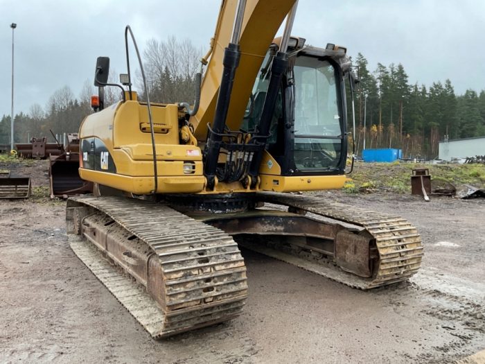 2007 CAT 320D - Image 18