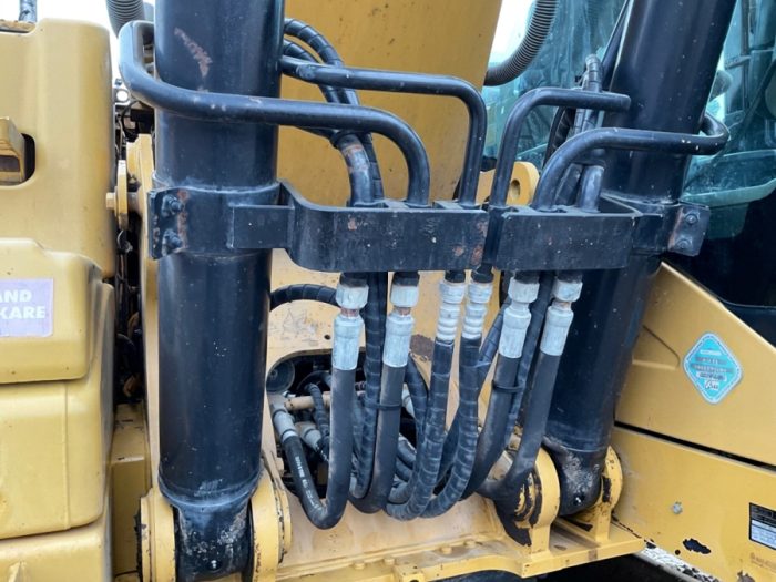 2007 CAT 320D - Image 21