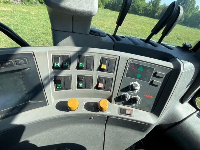 2007 Claas Axion 850 - Image 50