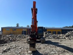 2007 Hitachi ZX210 LC-3 - Image 12