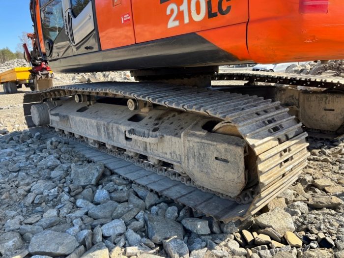 2007 Hitachi ZX210 LC-3 - Image 14