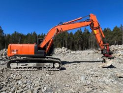 2007 Hitachi ZX210 LC-3 - Image 4