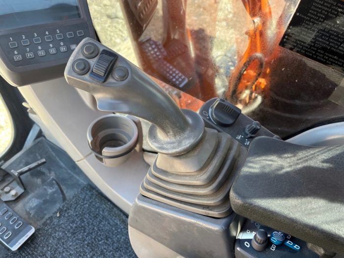 2007 Hitachi ZX210 LC-3 - Image 51