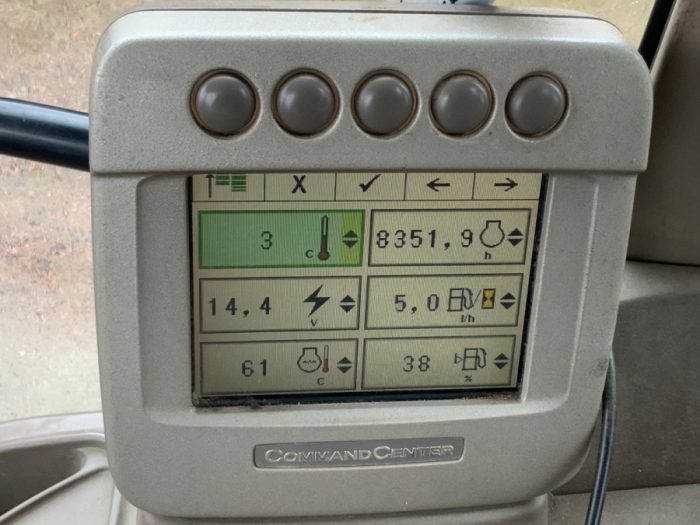 2007 John Deere 7530 - Image 38