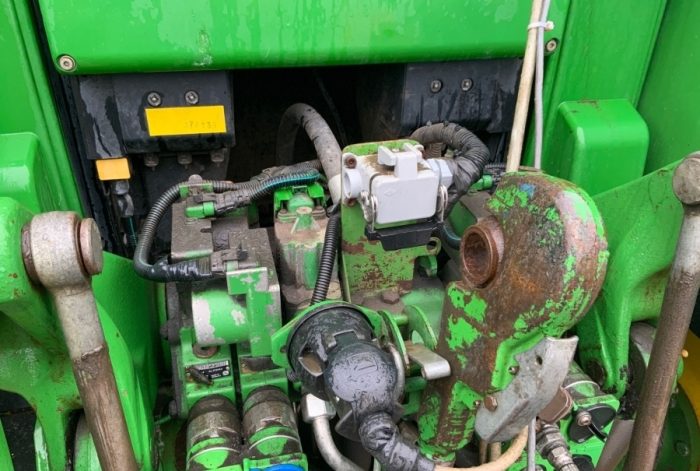 2007 John Deere 7530 - Image 7