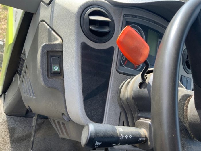 2008 Claas Axion 820 - Image 11