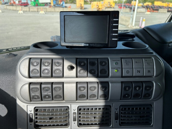 2010 Iveco Stralis - Image 36