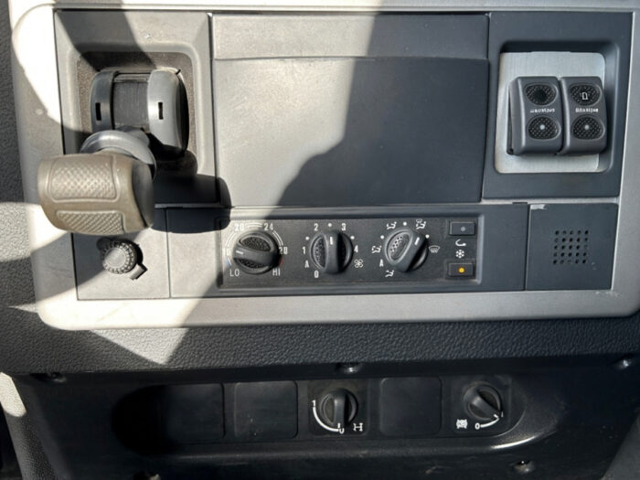 2010 Iveco Stralis - Image 39