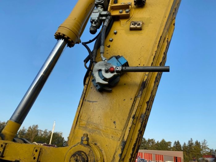 2010 Komatsu PC210 LC - Image 22