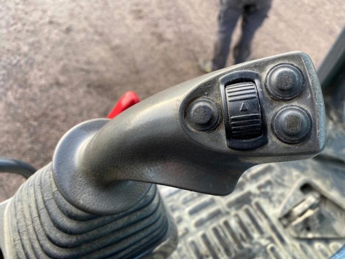 2010 Komatsu PC210 LC - Image 34