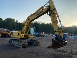 2010 Komatsu PC210 LC - Image 7