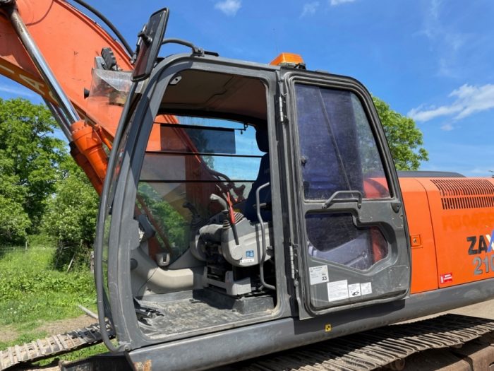 2012 Hitachi ZX 210 LC-3 - Image 23
