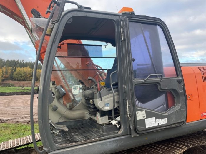 2012 Hitachi ZX 210 LC-3 - Image 14