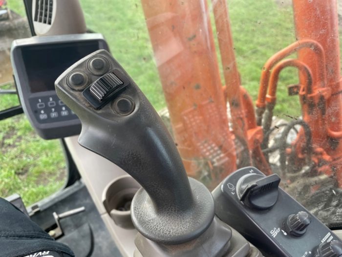 2012 Hitachi ZX 210 LC-3 - Image 24