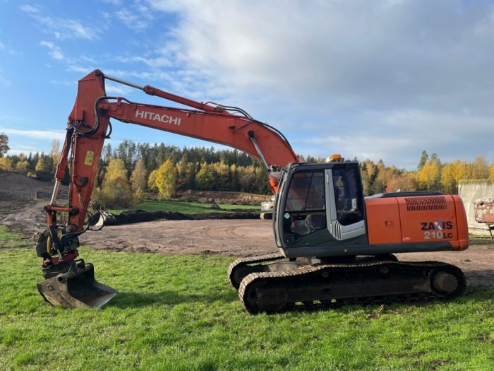 2012 Hitachi ZX 210 LC-3 - Image 3