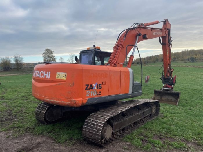 2012 Hitachi ZX 210 LC-3 - Image 6