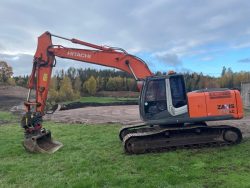 2012 Hitachi ZX 210 LC-3 - Image 9