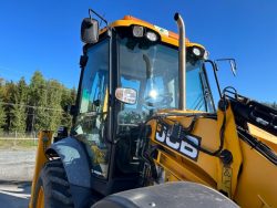 2012 JCB 4CX - Image 13