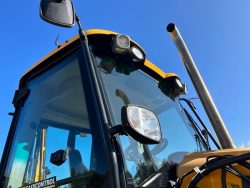 2012 JCB 4CX - Image 19