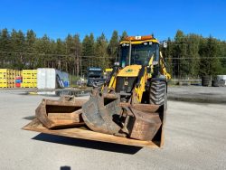 2012 JCB 4CX - Image 2