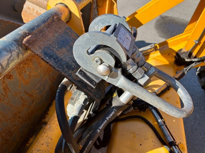 2012 JCB 4CX - Image 26