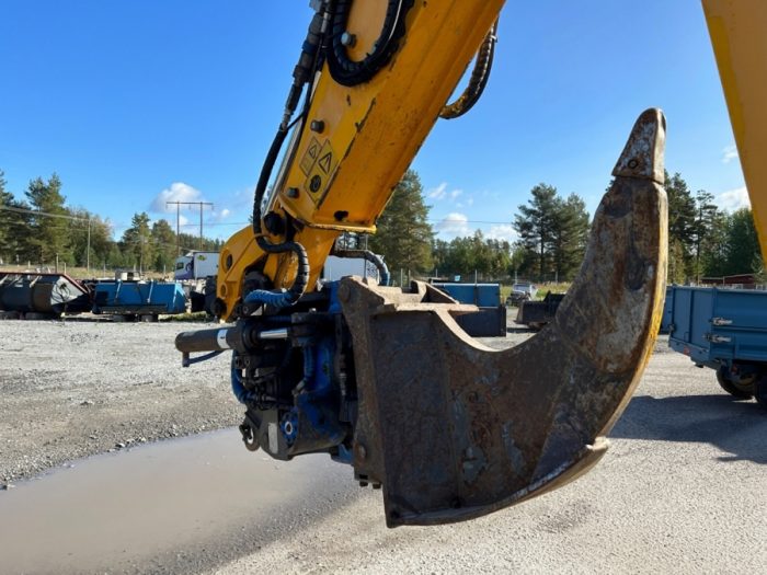 2012 JCB 4CX - Image 40