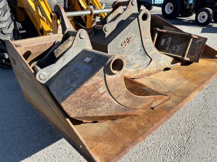 2012 JCB 4CX - Image 63