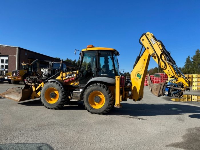 2012 JCB 4CX - Image 7