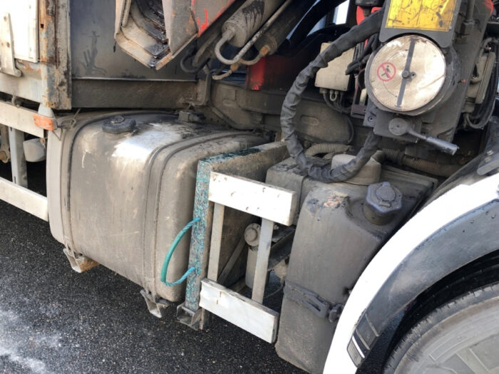 2013 Iveco Stralis AD260 S36 - Image 28