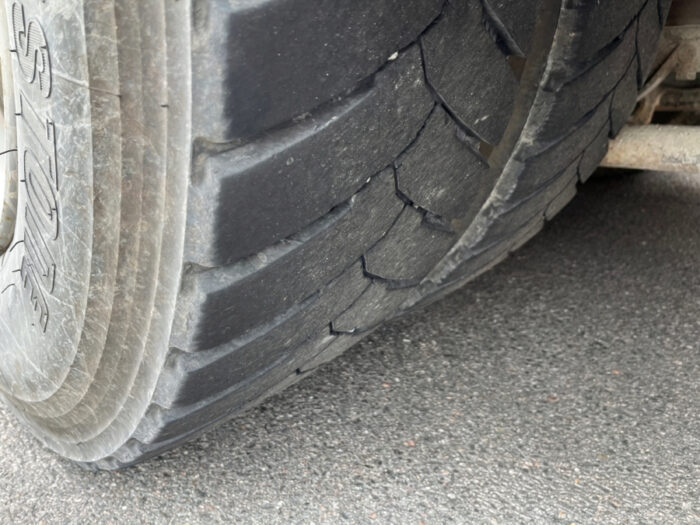 2013 MAN TGX 35.540 8×4-4 BL - Image 11