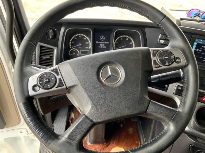 2014 Mercedes-Benz Actros 3363 - Image 8