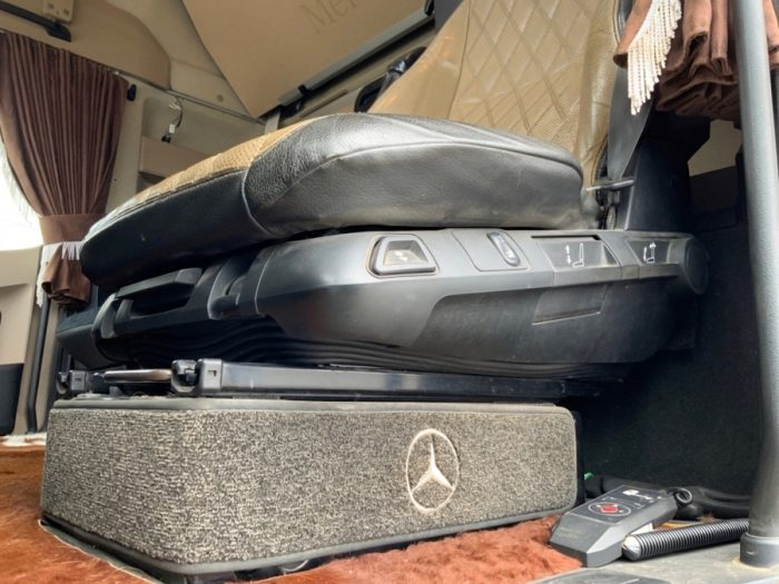 2014 Mercedes-Benz Actros 3363 - Image 22