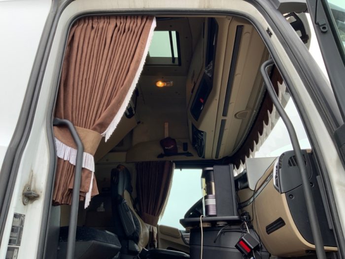 2014 Mercedes-Benz Actros 3363 - Image 29